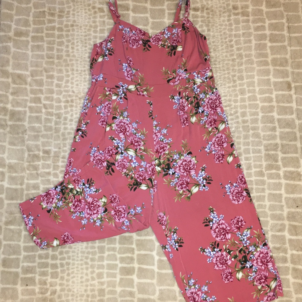 Torrid size 2 Cropped Romper! (PLUS SIZE)